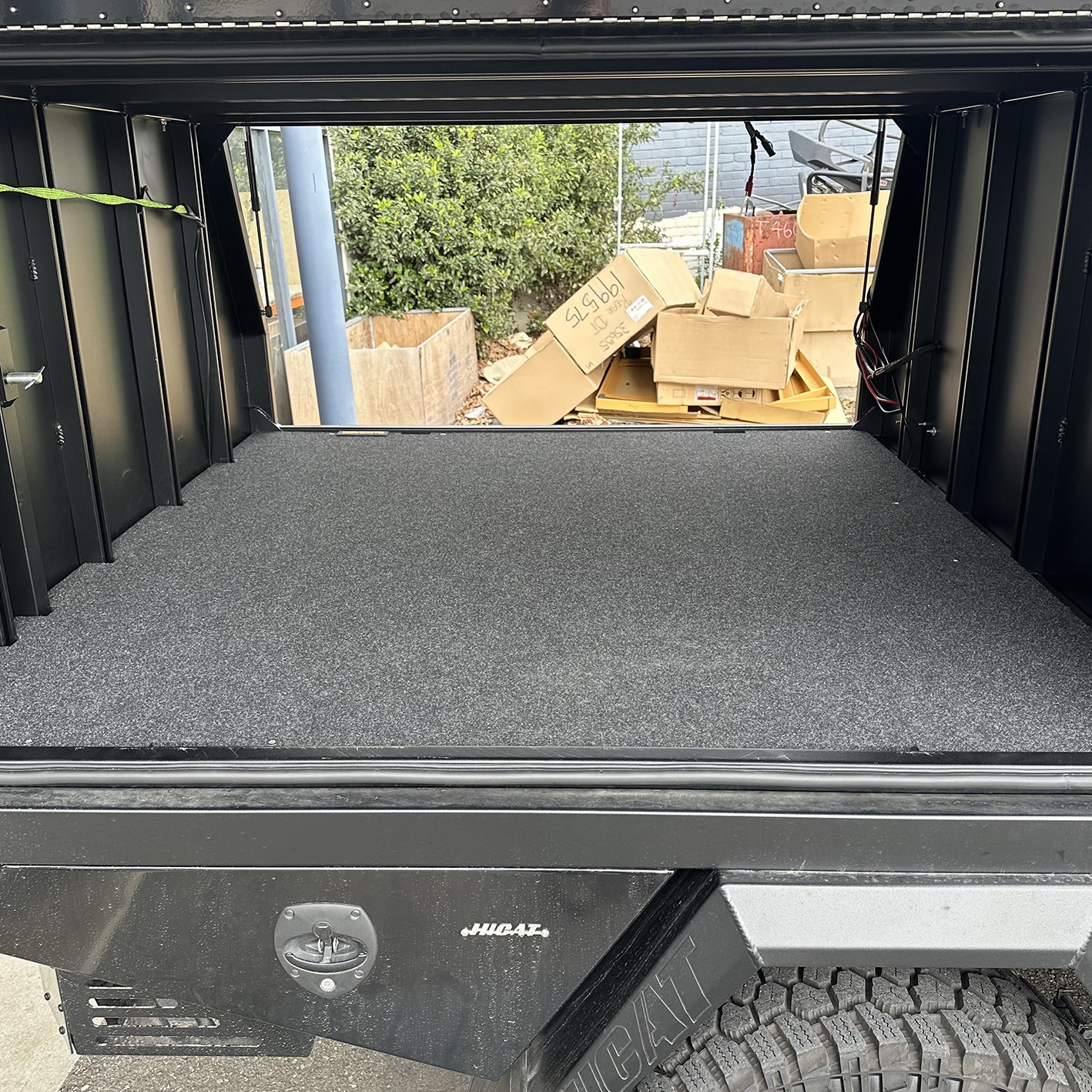 False Floor (SERVICE BODY/CANOPY)